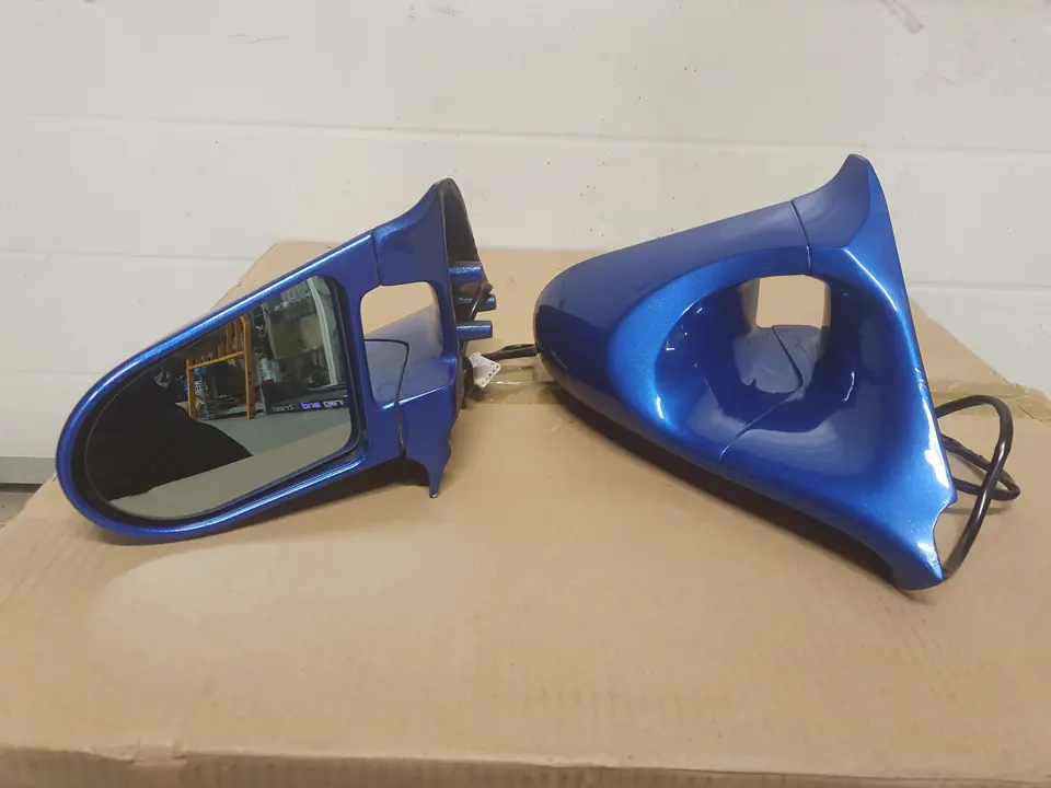 Blue exterior mirrors
